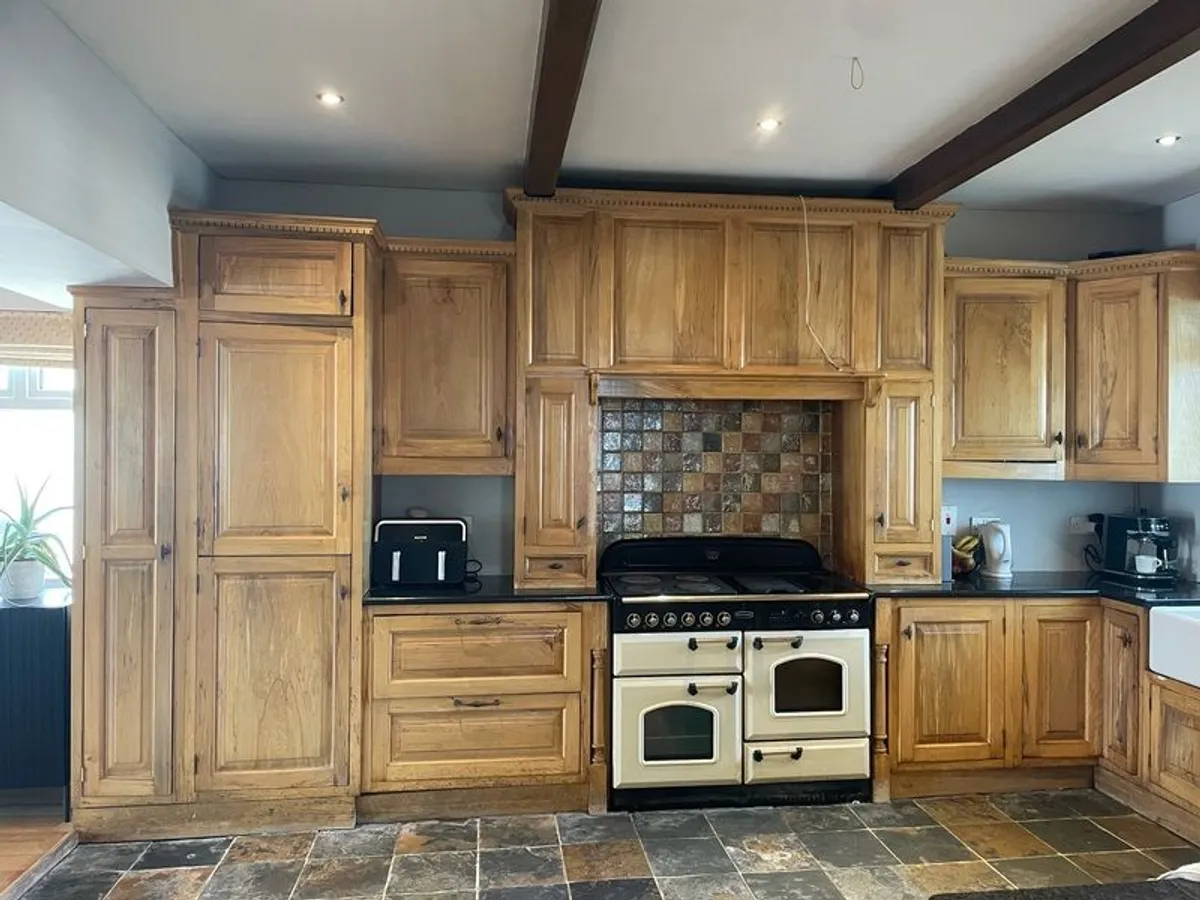 Solid wood kitchen - Image 2