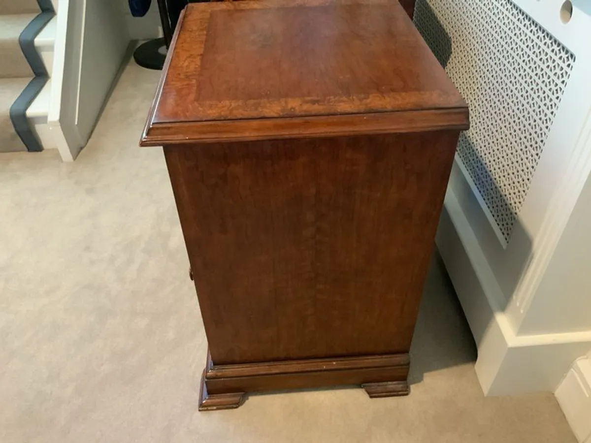 BEDSIDE lockers - Image 4