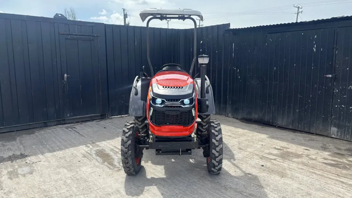 Plus Power 4WD Compact Tractor – Ready for Work - Image 2