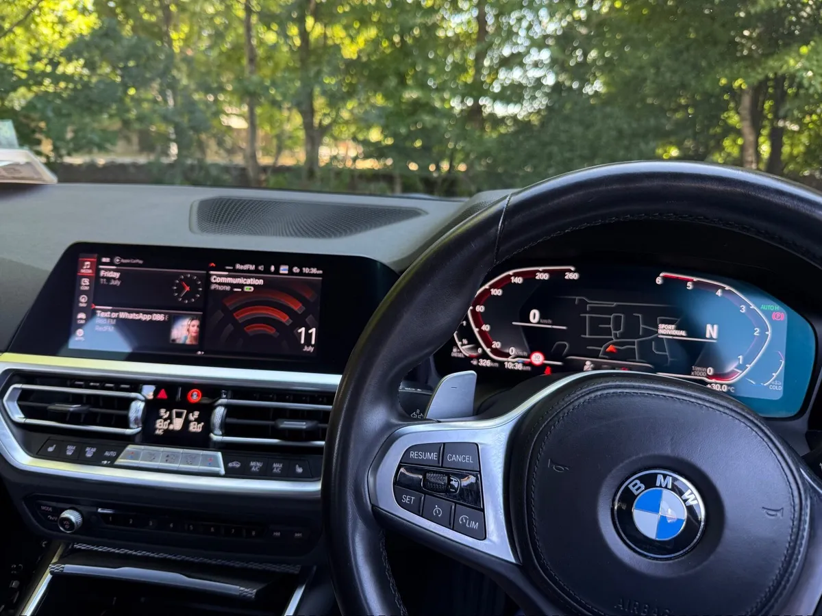 BMW 3-Series 2021 - Image 4