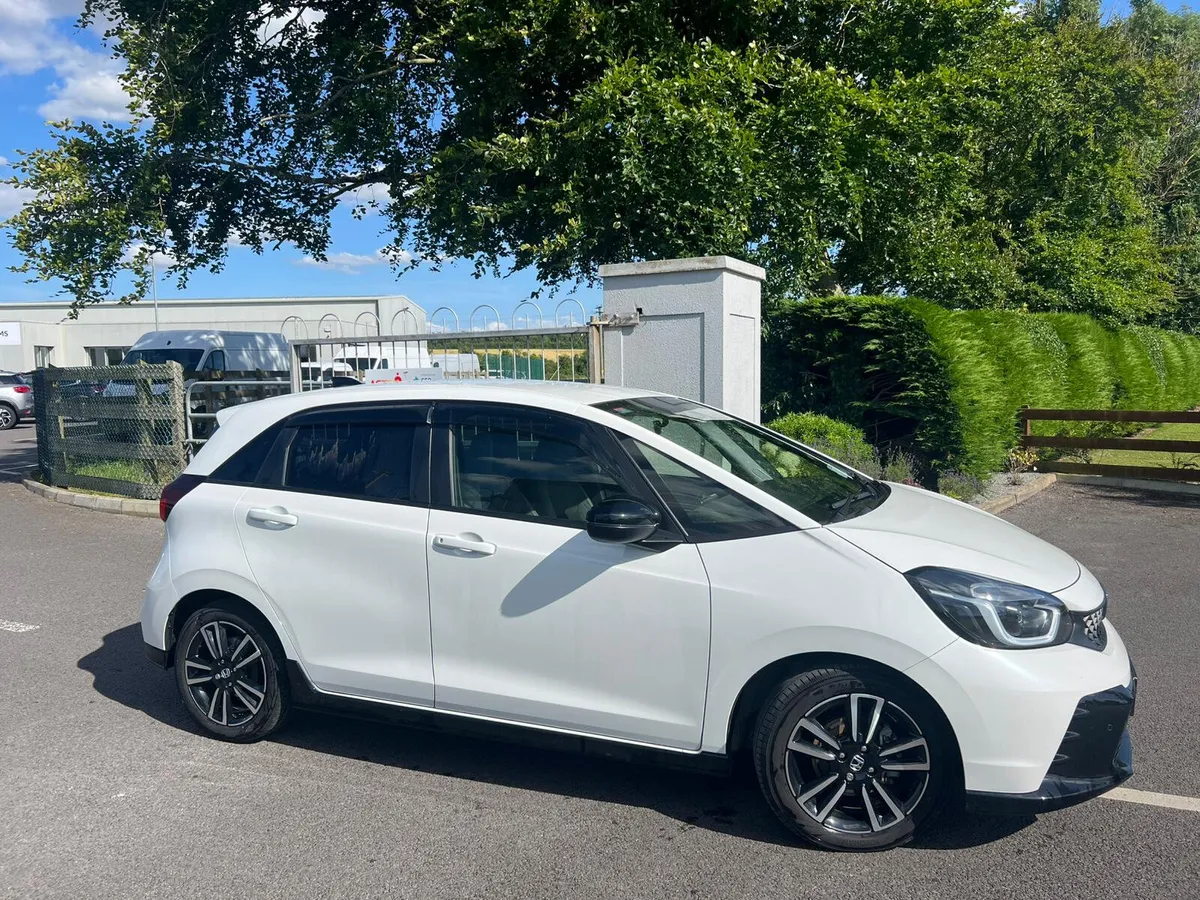 Honda Jazz Advance Sport 2024 - Image 3