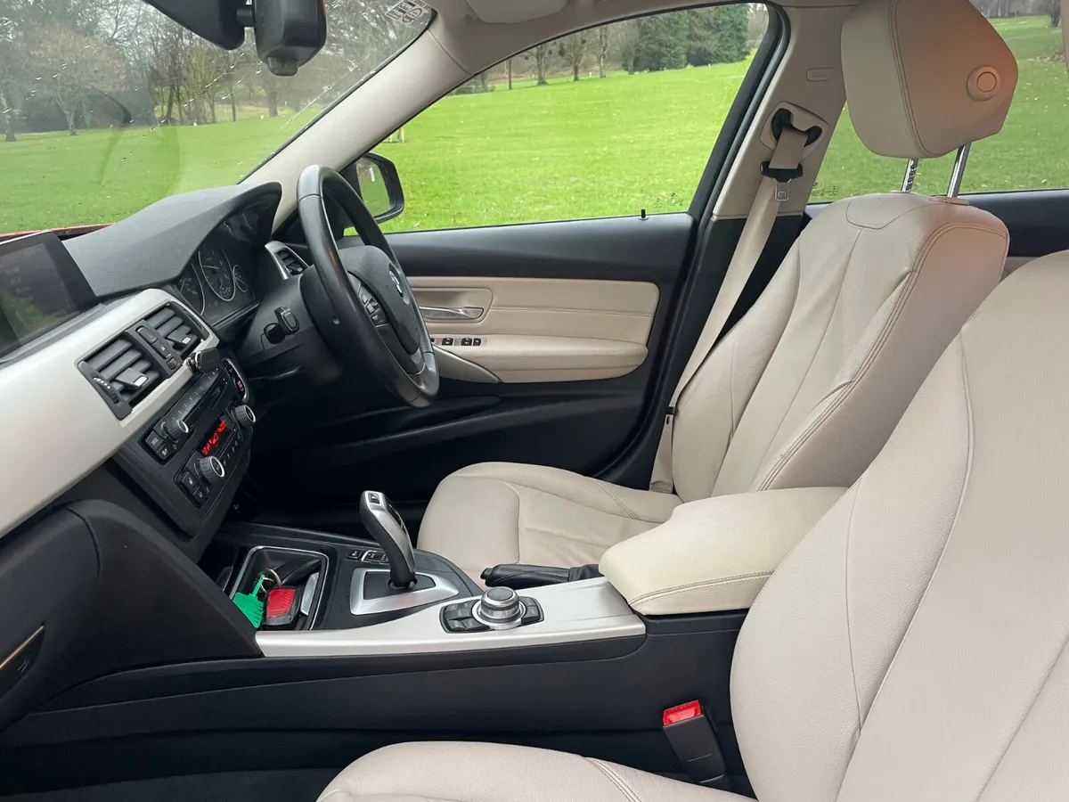 BMW 3-Series 2015 , auto , black leather - Image 2
