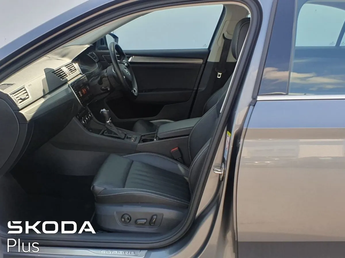 Skoda Superb Superb STY 2.0tdi 150HP DSG - Image 4