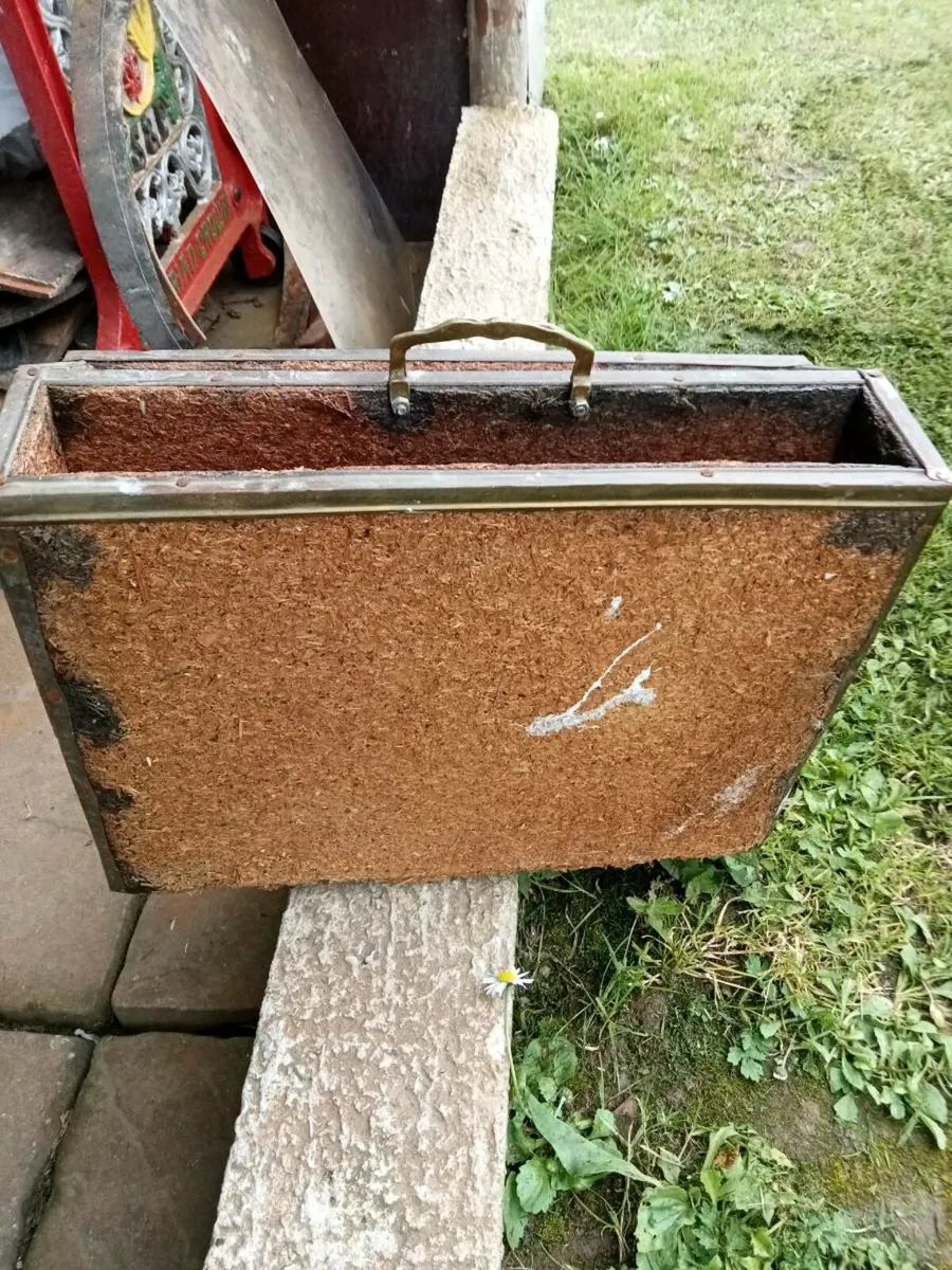 Old newspaper magazine holder - Image 2