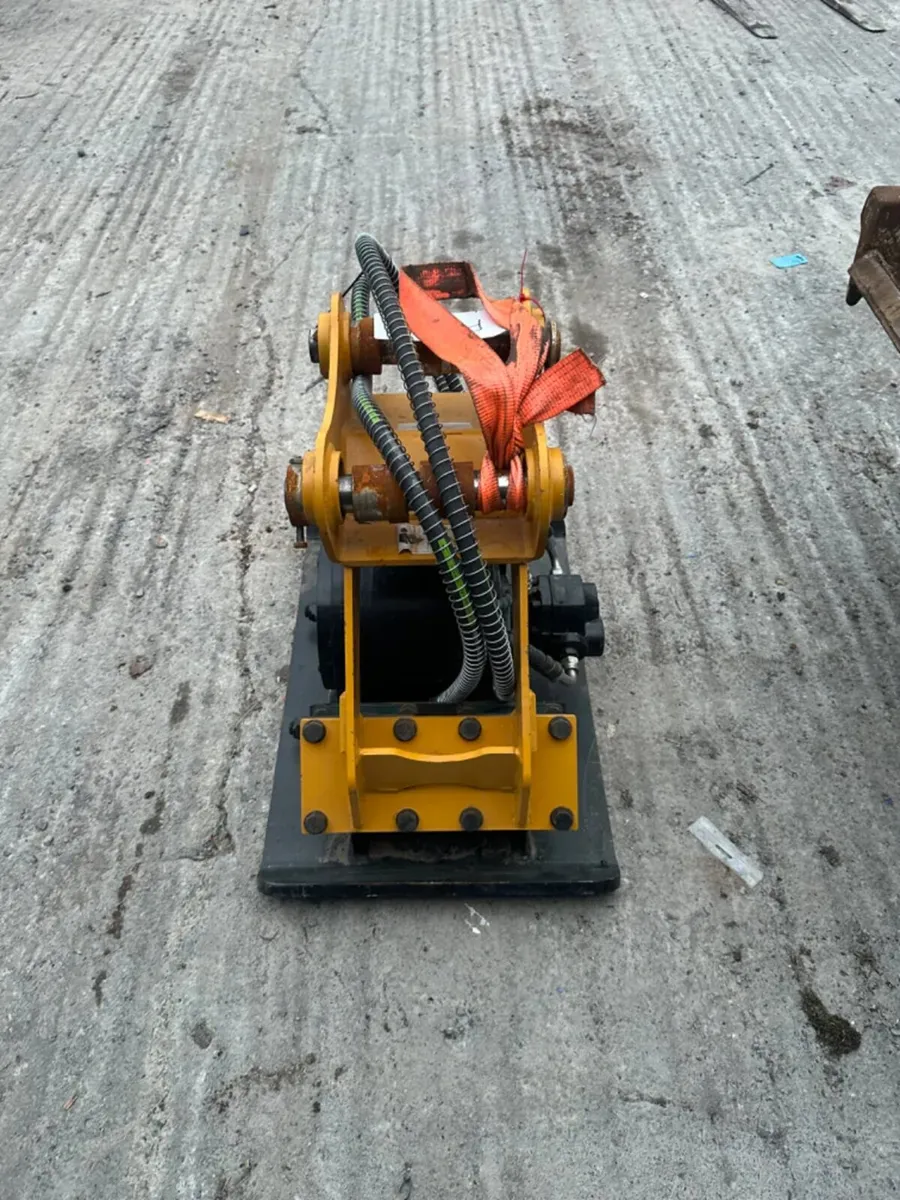 BLK Plate Compactor – Heavy Duty | Site Ready - Image 3