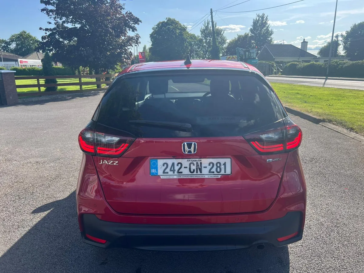 Honda Jazz Advance 2024 - Image 4