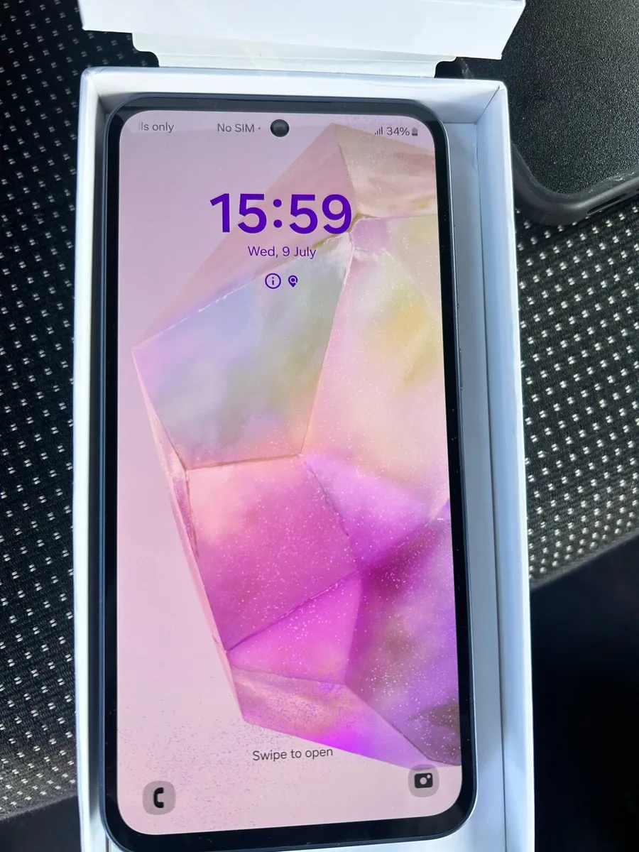 Samsung Galaxy A35 5G - Image 2