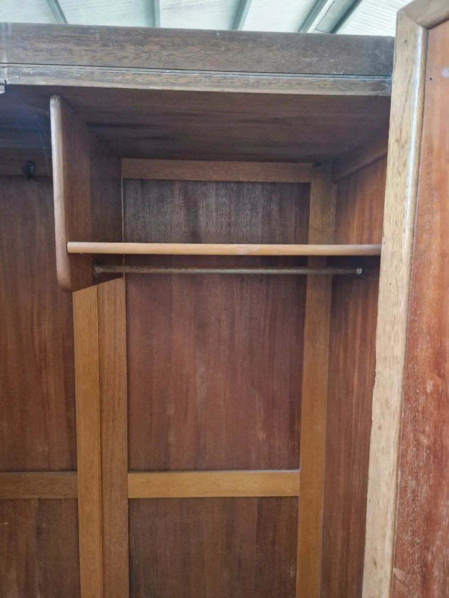 Antique wardrobe Furniture clearout - Image 3