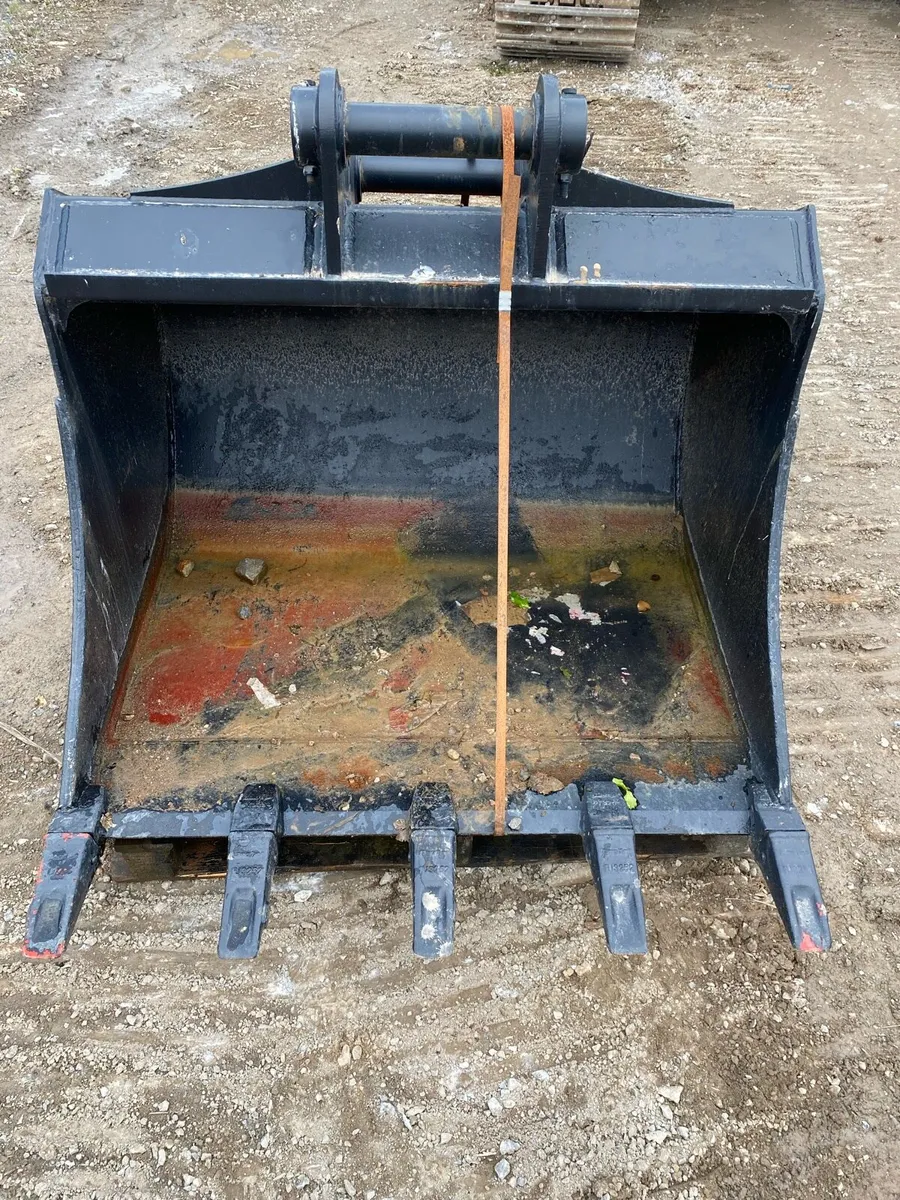 Bucket - Image 1