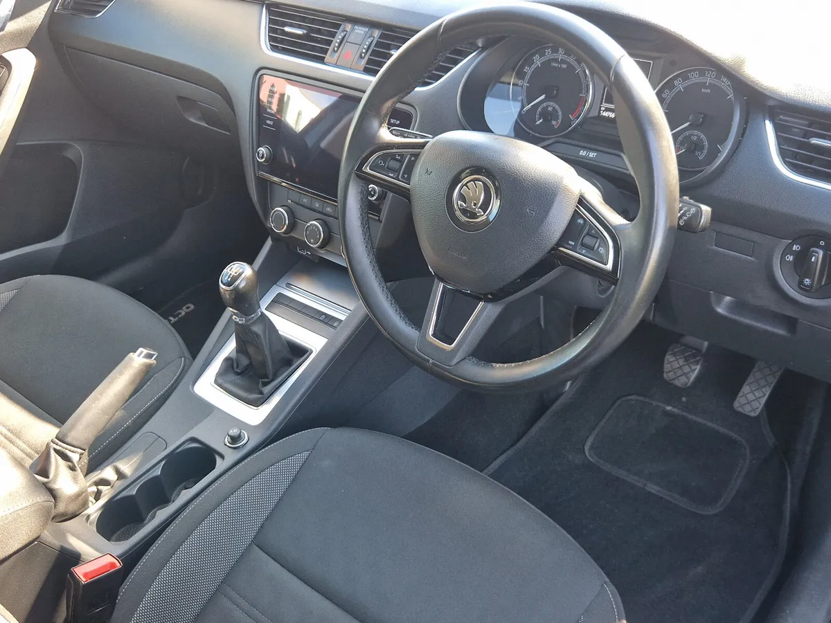 2019 Skoda Octavia Ambition. - Image 4