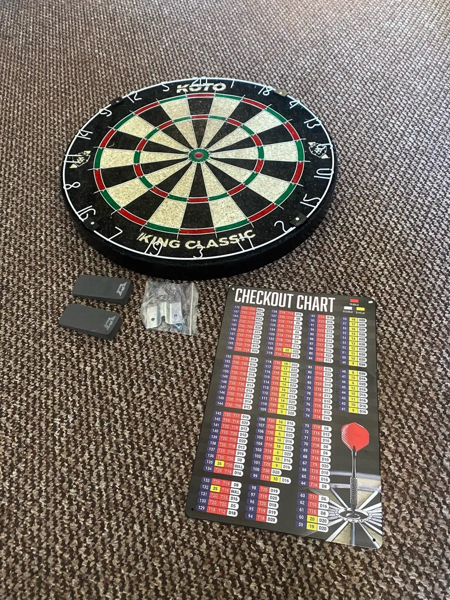 Dart Board - Image 1