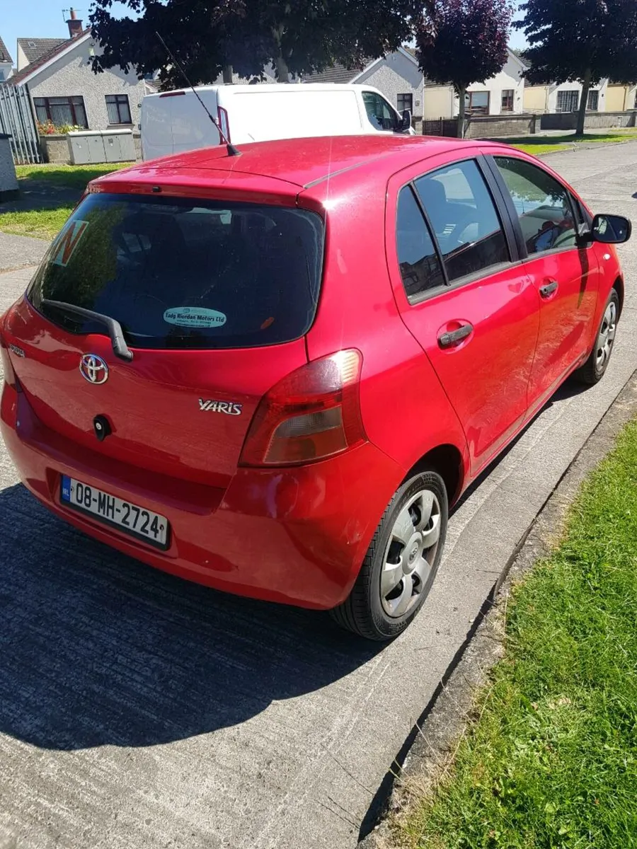 Toyota yaris - Image 2