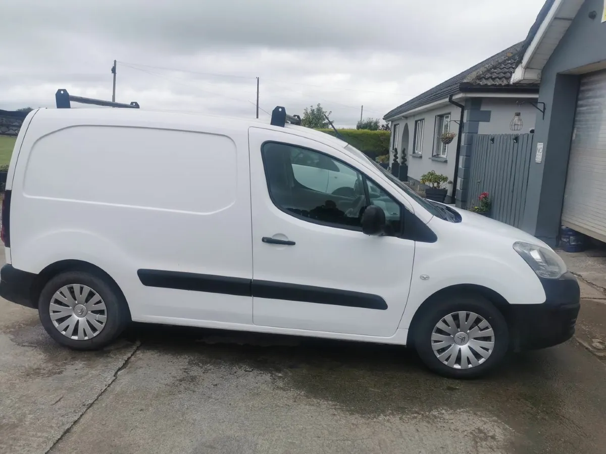 Citroen Berlingo 2017 3 seater doe 2026 - Image 2