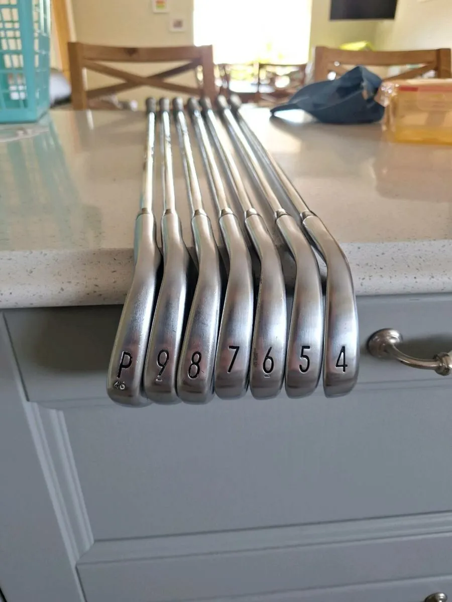 Titliest T100 irons - Image 2