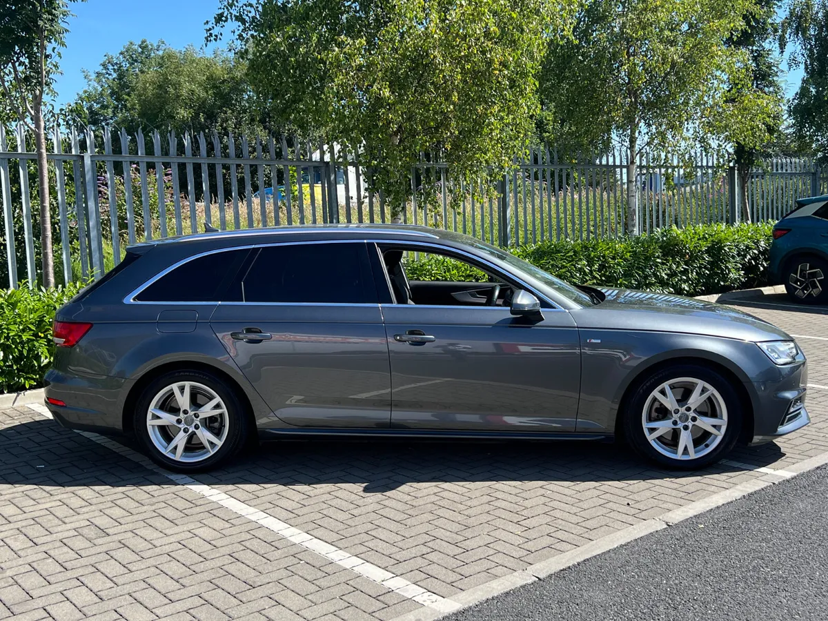 Audi A4 S-Line Auto Estate 2017 - Image 3
