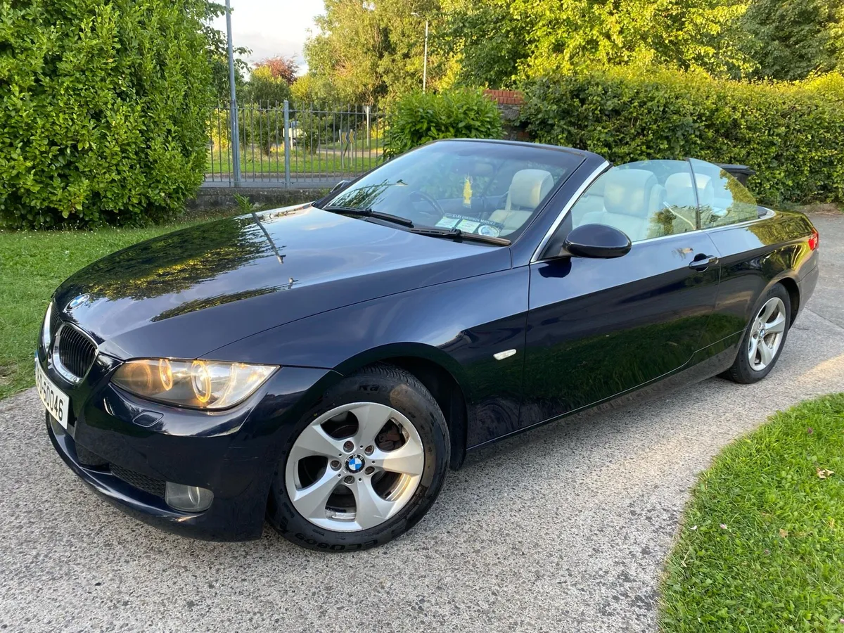 BMW 320I Convertible automatic - Image 2