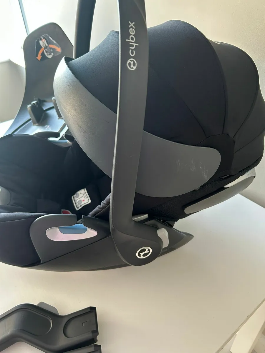 Baby car seat - Image 3