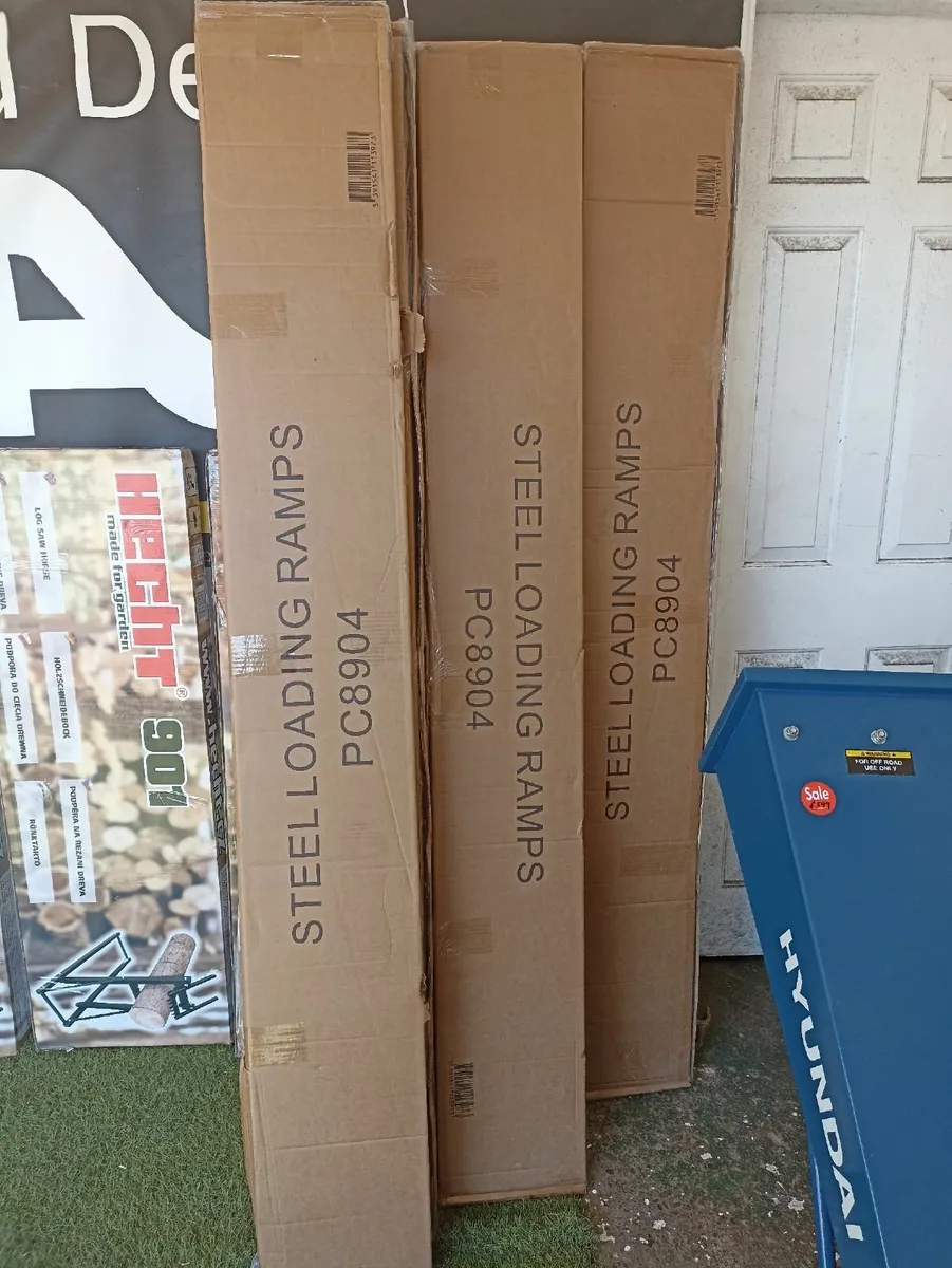 SET OF 2 STEEL LOADING RAMPS - FOR SALE - Image 2