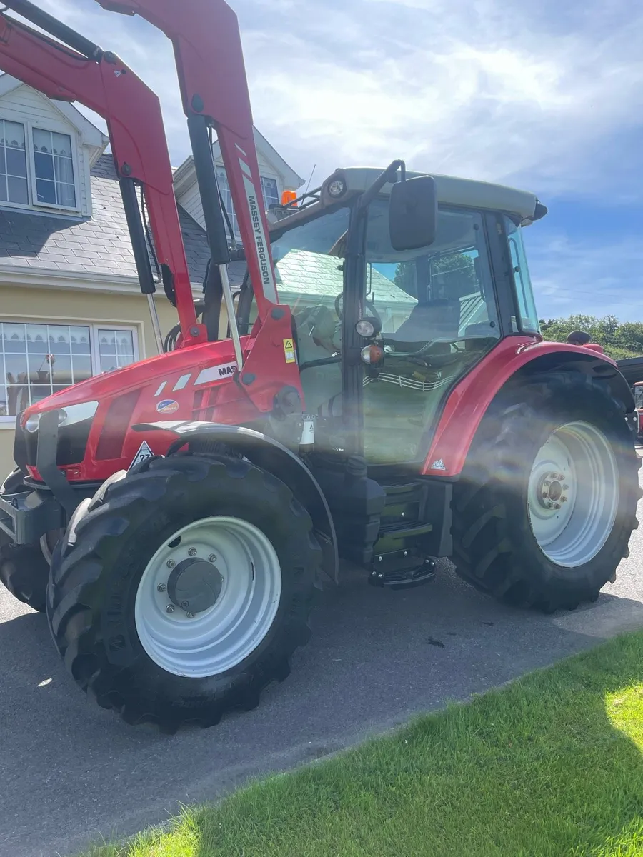 15 Massey Ferguson 5610 - Image 4