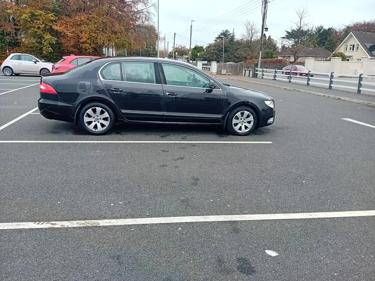 Skoda superb - Image 2