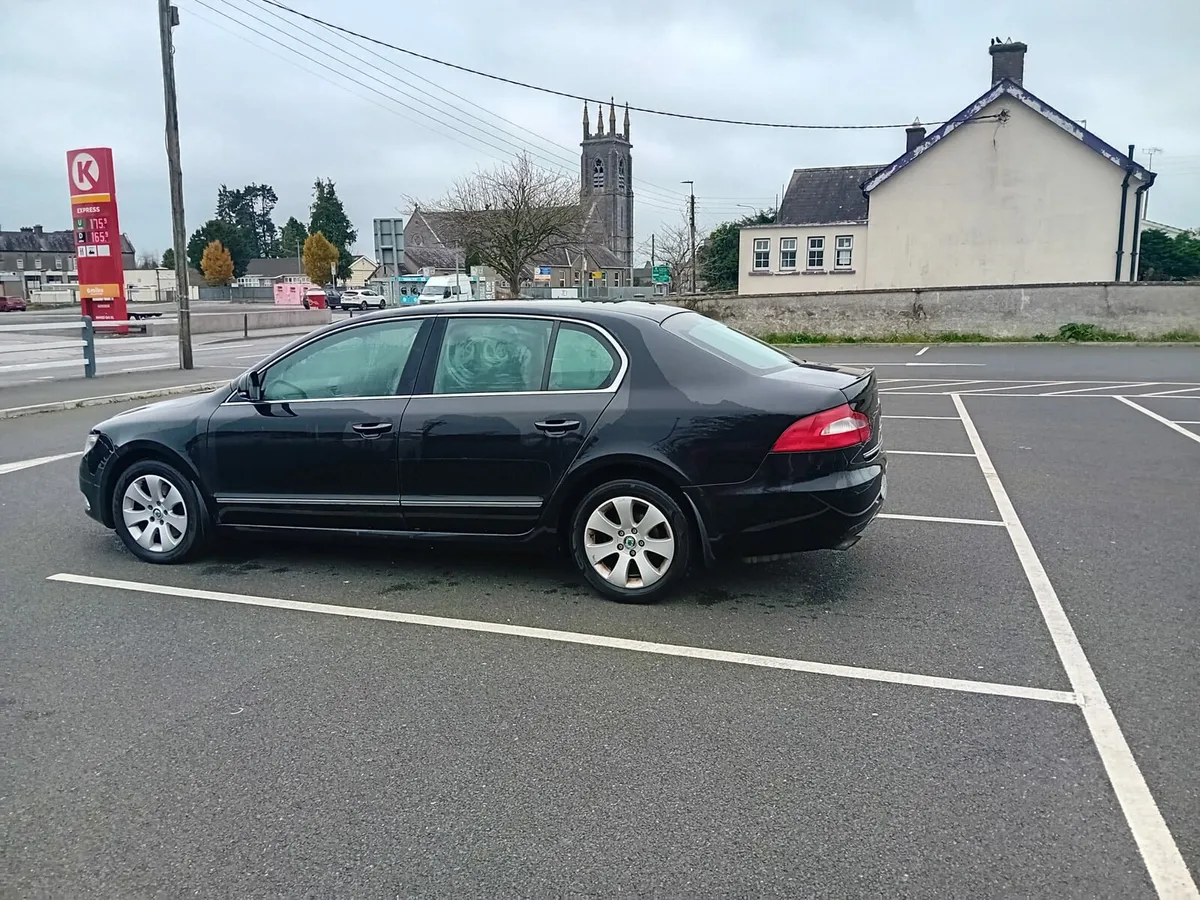 Skoda superb - Image 3