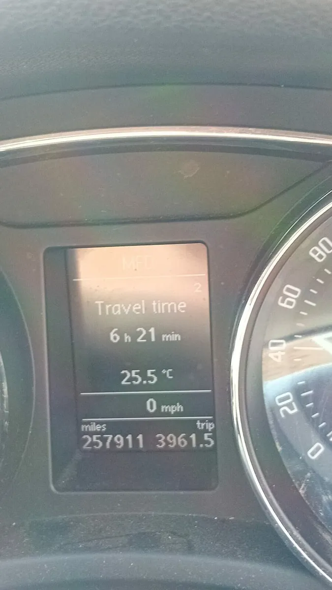 Skoda superb - Image 4