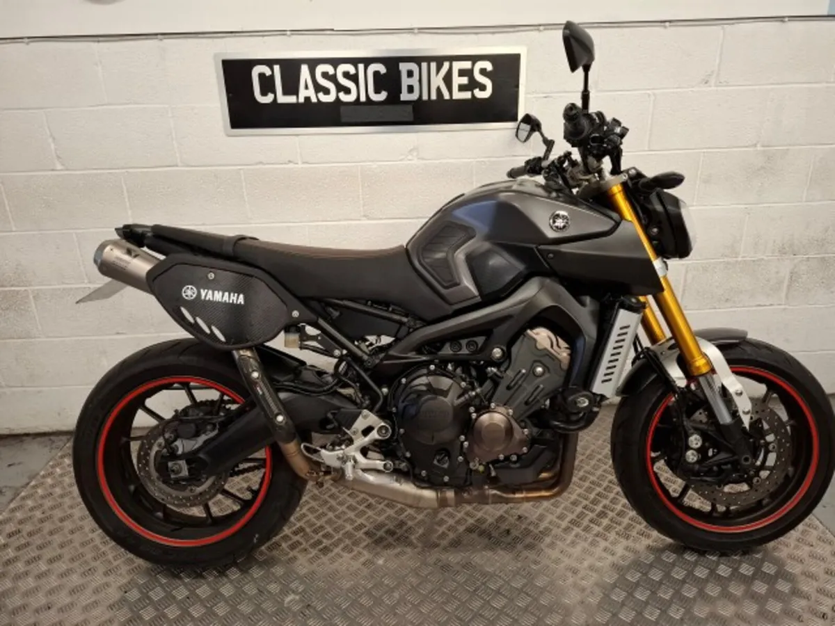 Yamaha MT09 ST 2014 - Image 1