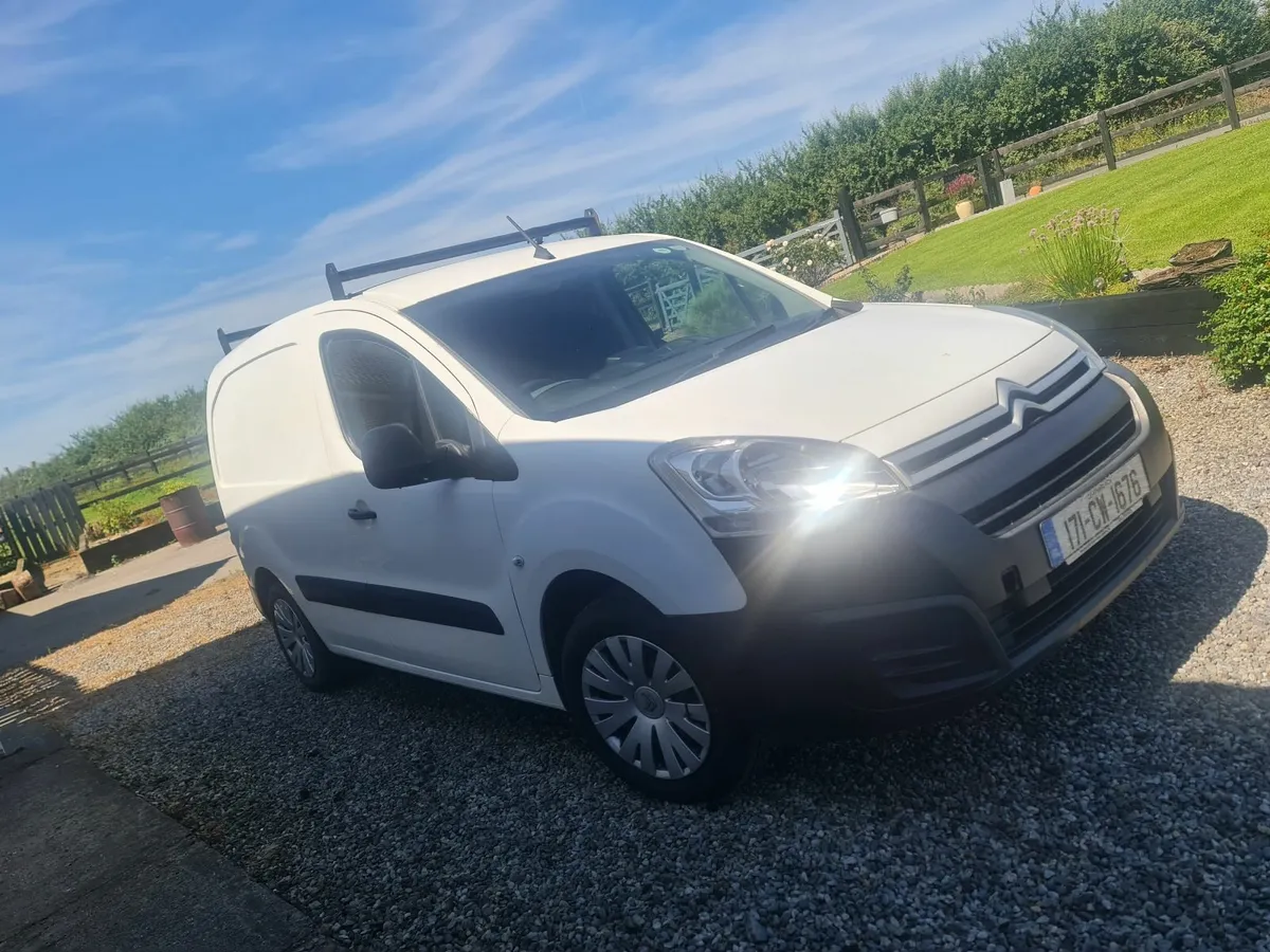 Citroen Berlingo 2017 3 seater doe 2026 - Image 1