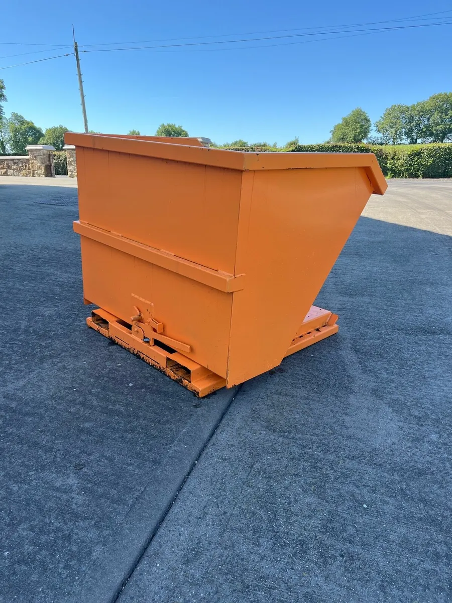 Brand New Tipping skips - Image 4