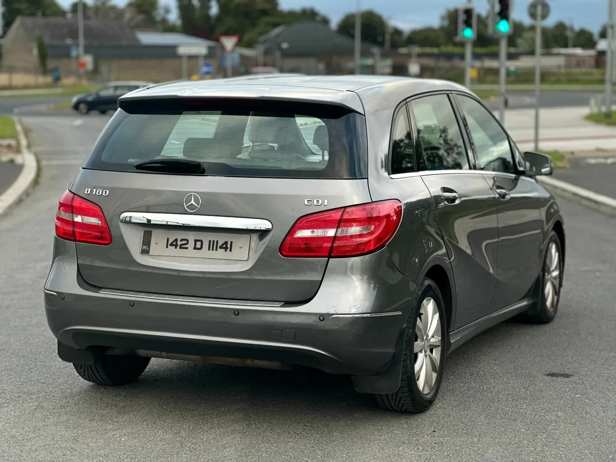 Mercedes-Benz B-Class 2014 - Image 2