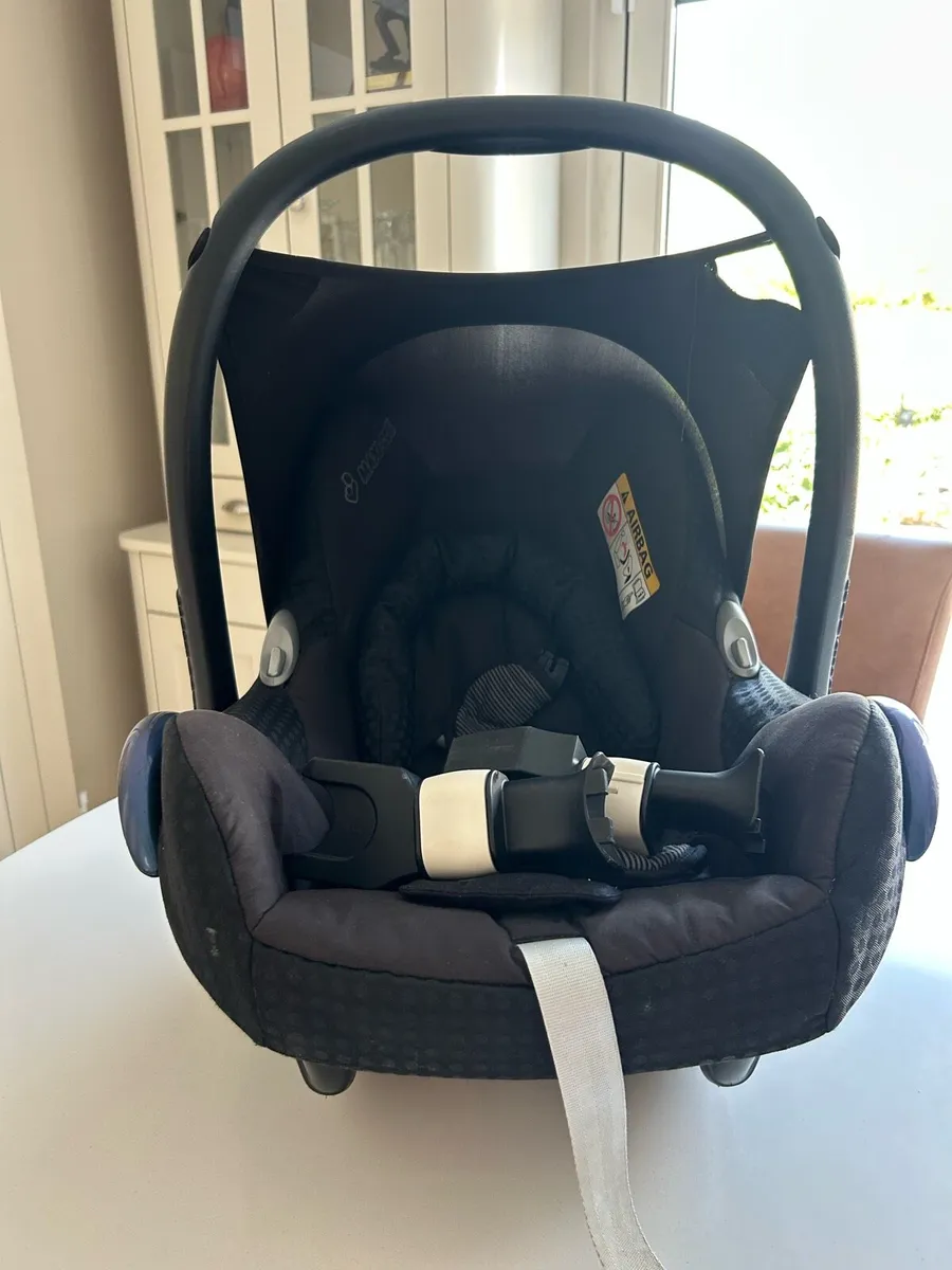 Bugaboo baby pram - Image 1
