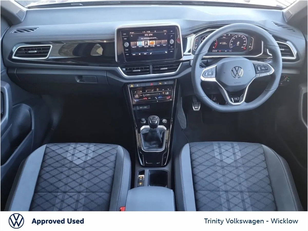 Volkswagen T-Roc R-line 75 1.0 TSI 116HP Huge Spe - Image 2