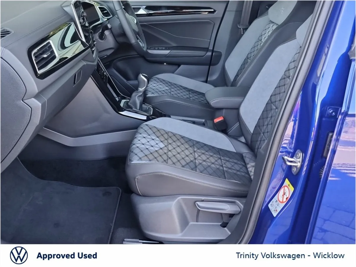 Volkswagen T-Roc R-line 75 1.0 TSI 116HP Huge Spe - Image 4