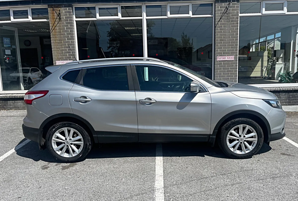 Nissan Qashqai 1.5 SV - Image 2