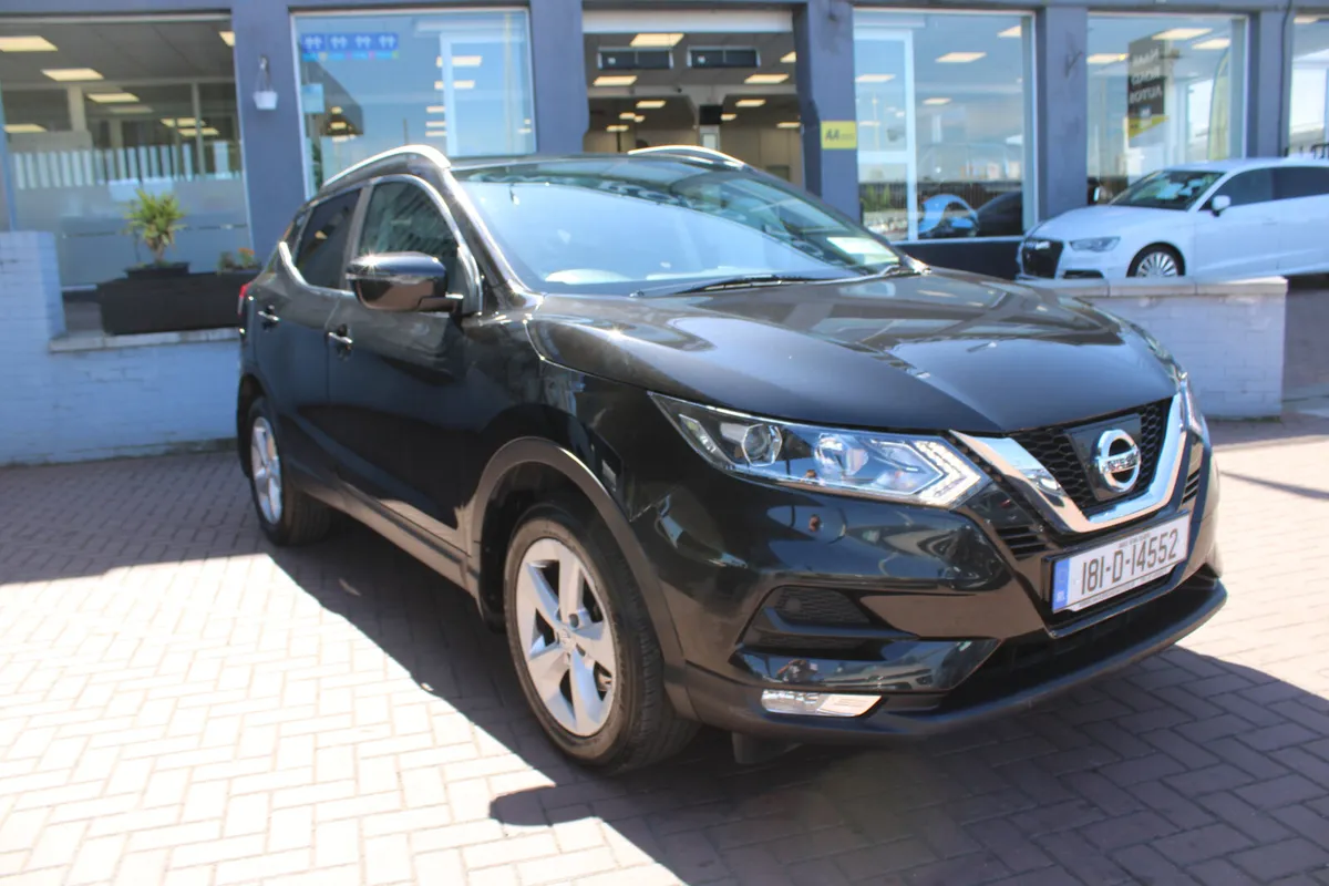 NISSAN QASHQAI 1.2i SV EDITION  5DR ESTATE // IMMA - Image 1