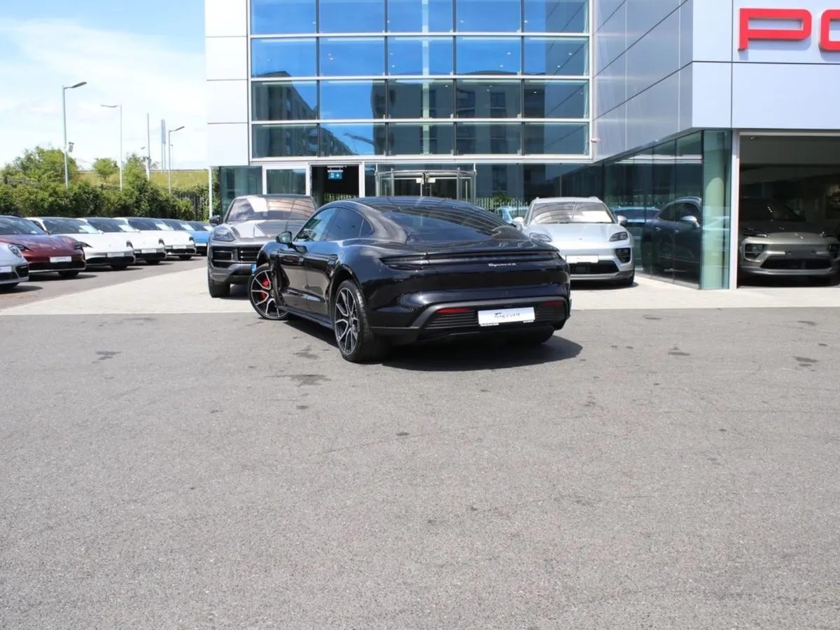 Porsche Taycan 4S - Image 2