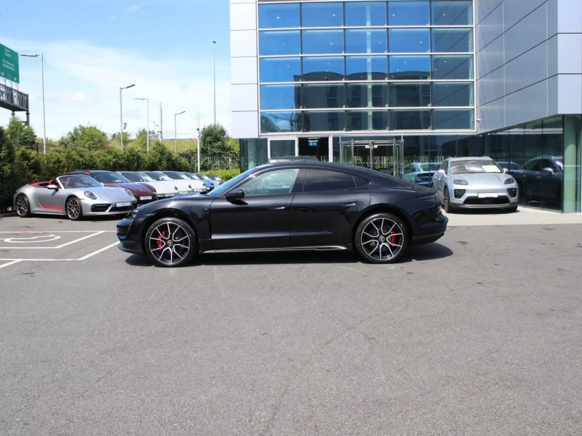 Porsche Taycan 4S - Image 3