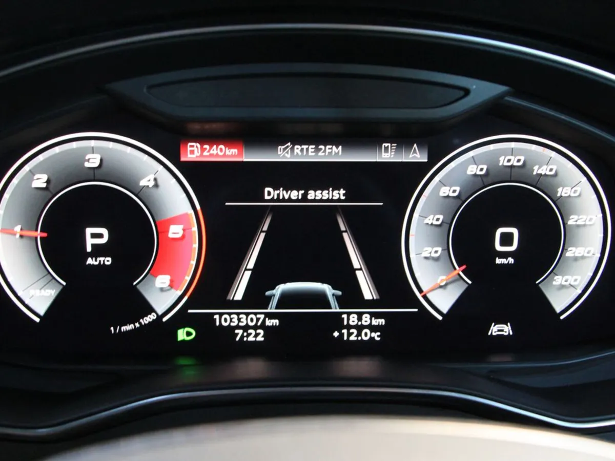 A6 Black Edition * Virtual Dash * Comfort pack - Image 4