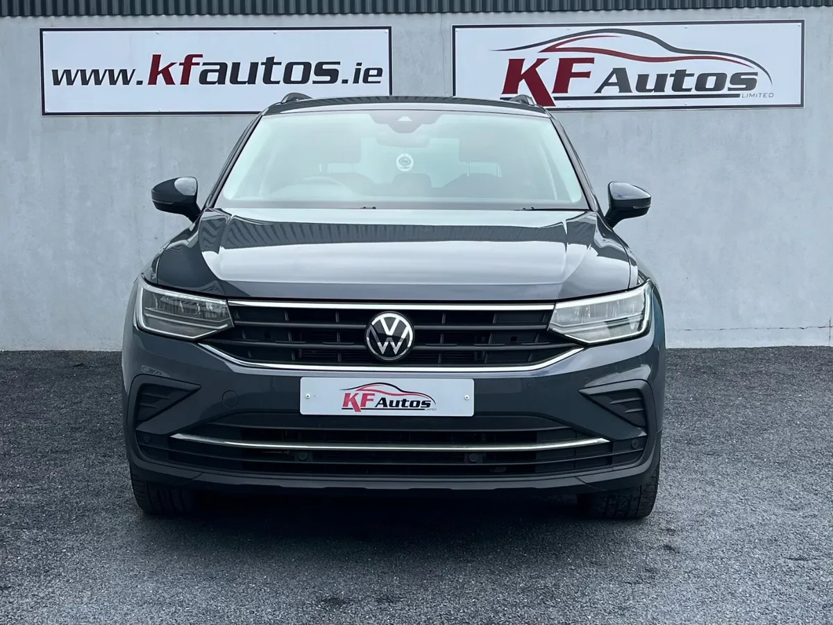 Volkswagen Tiguan Life 2.0TDI 150bhp 6 Speed Man - Image 2