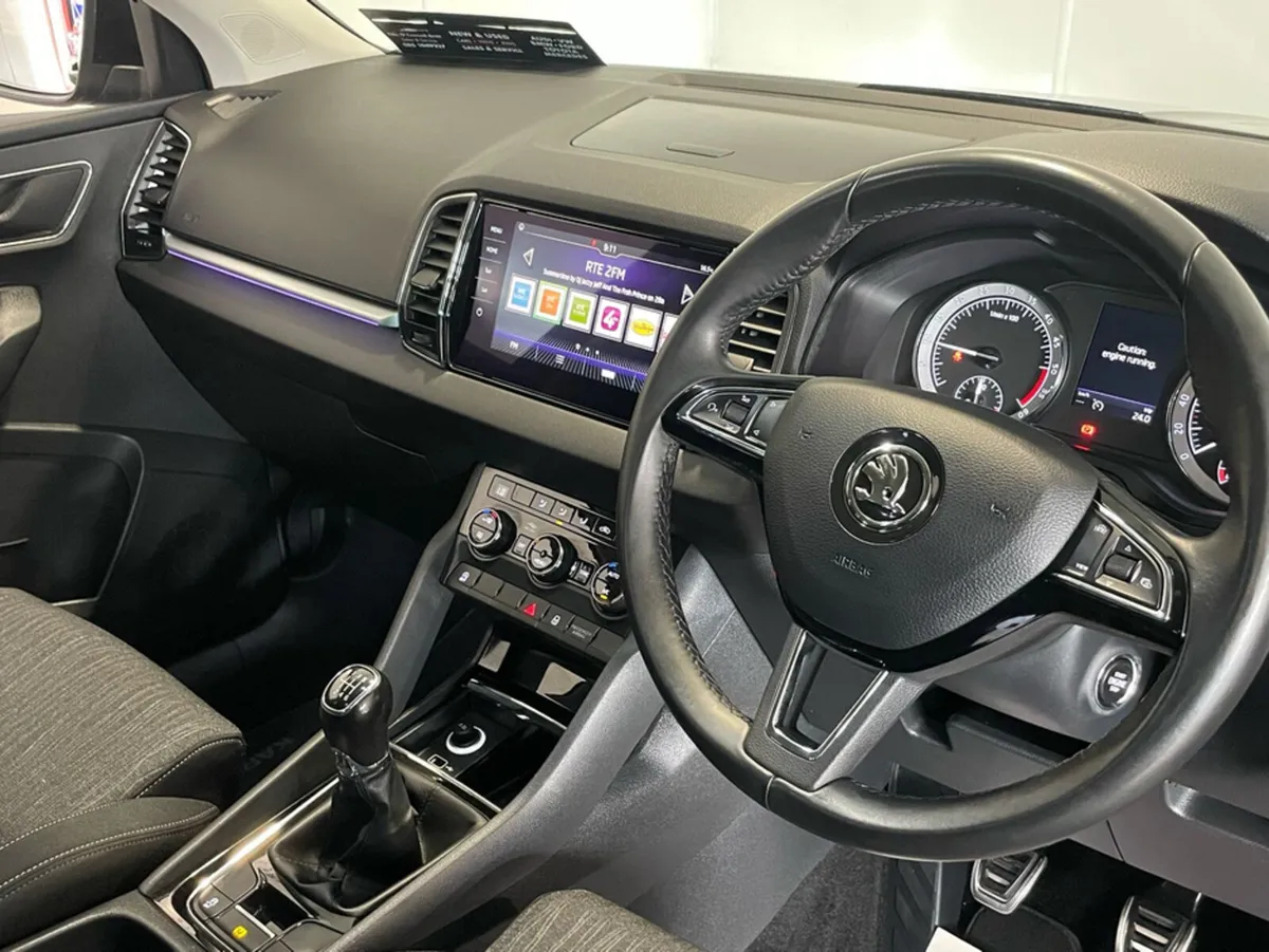 Skoda Karoq STYLE 1.6 TDI 115HP 4DR - Image 3