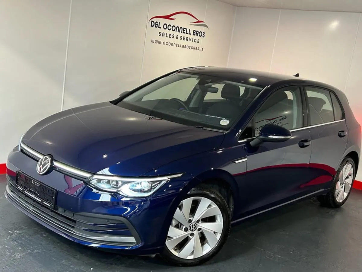 Volkswagen Golf STYLE 2.0 TDI 115HP 5DR - Image 4