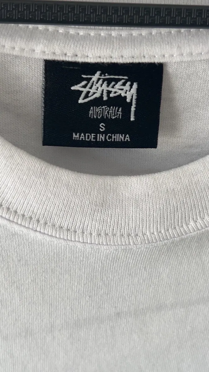 stüssy white 80’s rose t-shirt - Image 3