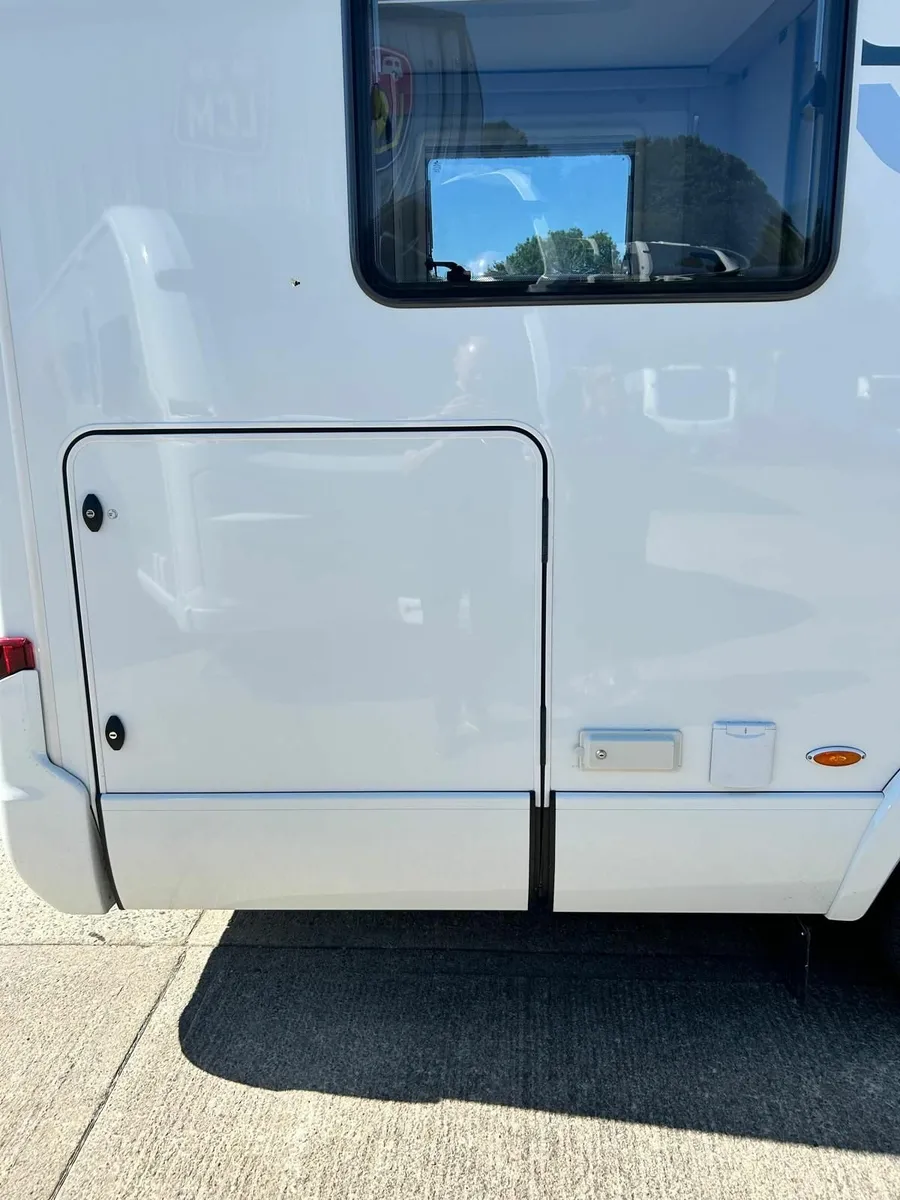 motorhome - Image 4