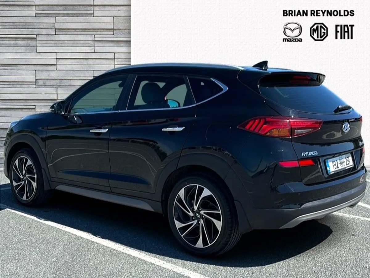 Hyundai Tucson 2WD Executive Plus - Image 4