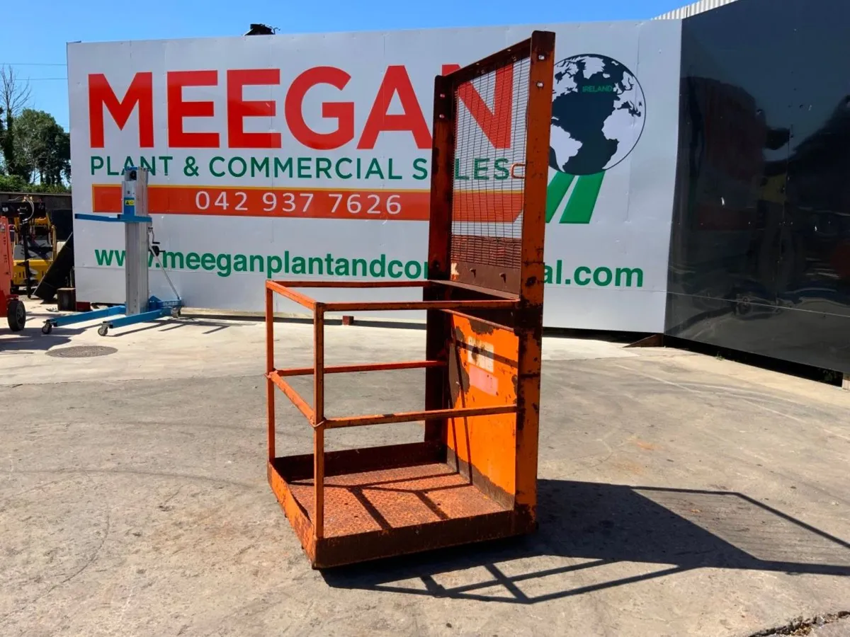 FORK LIFT ACCESS PLAFORM / MAN BASKET.....4014-2. - Image 3