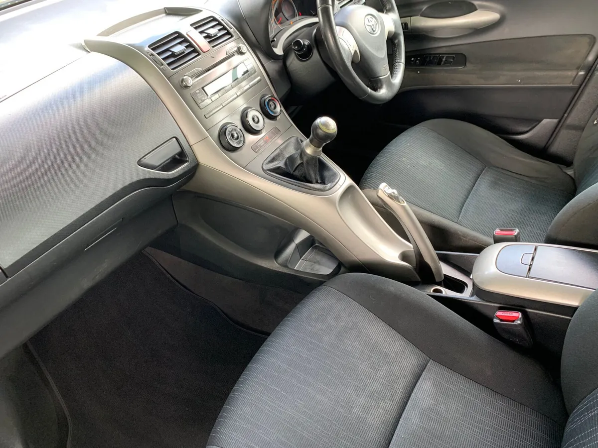 Toyota Auris 2008 1.4 Petrol new nct 5/26 tax 7/25 - Image 4