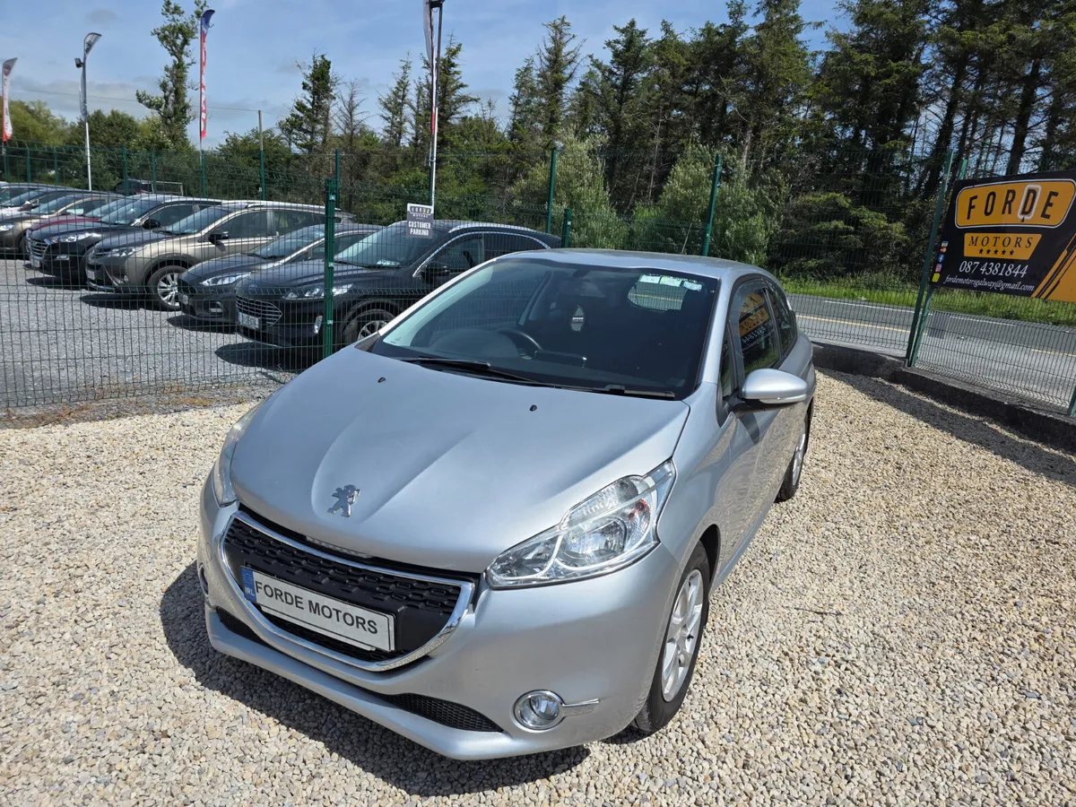 Peugeot 208 2013 - Image 2