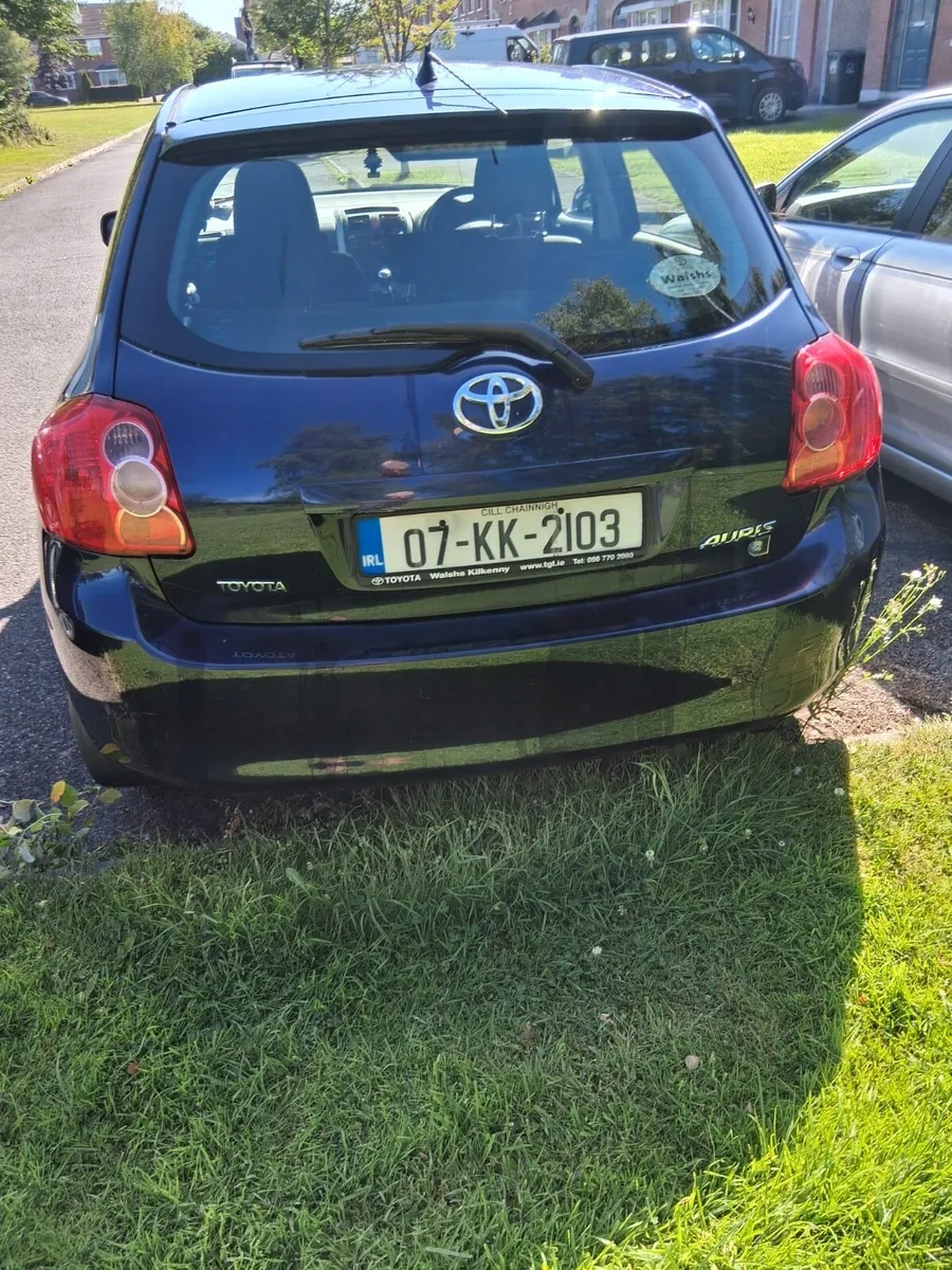 Car - Image 3