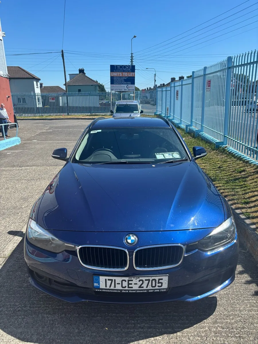 BMW 318d Touring - Image 1