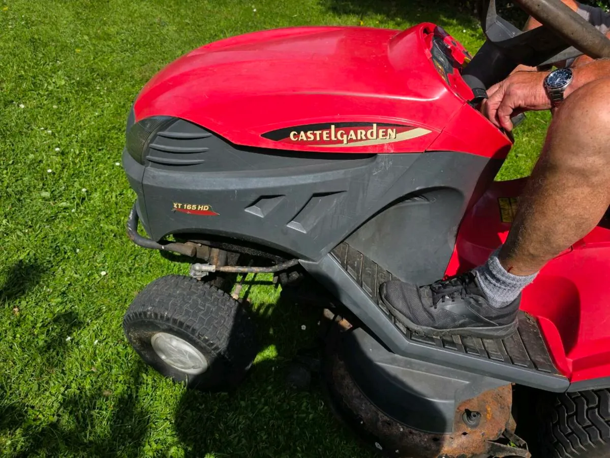 Ride on lawnmower - Image 4